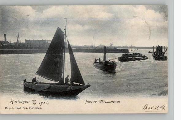 Harlingen Nwe Willemshaven+Pluut HA 34,sleepboot,baggerschip