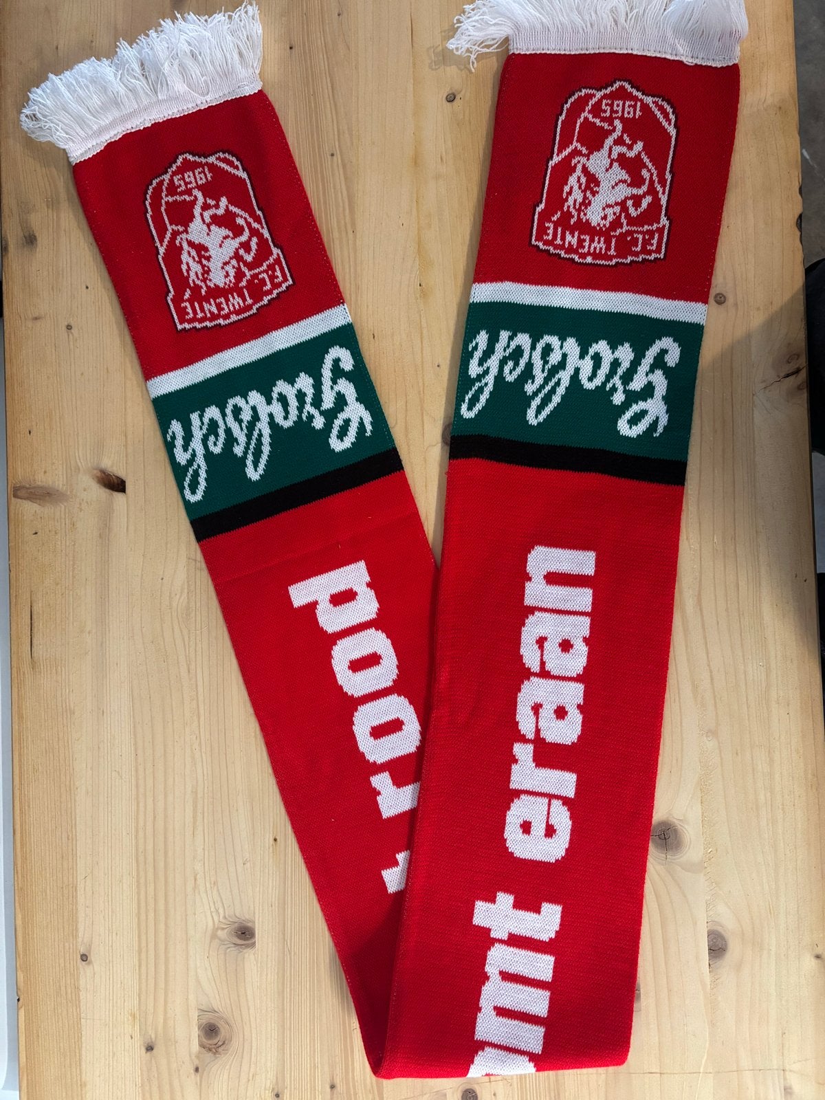 FC Twente sjaal - Europa kleurt rood - Grolsch, Ophalen of Verzenden, Nieuw