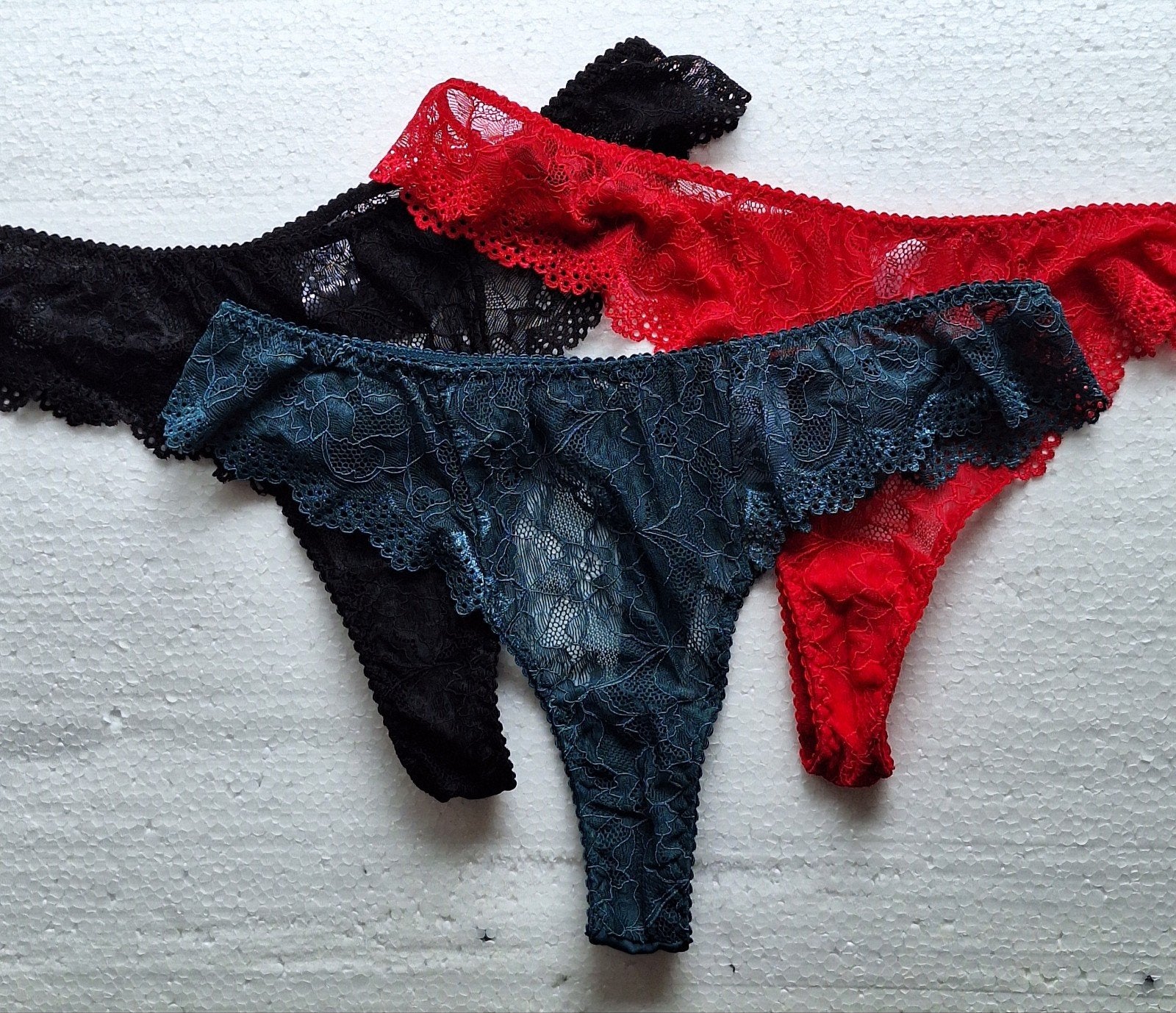 Sexy kanten strings van MOēLLE maat XL, Verzenden, Rood, String