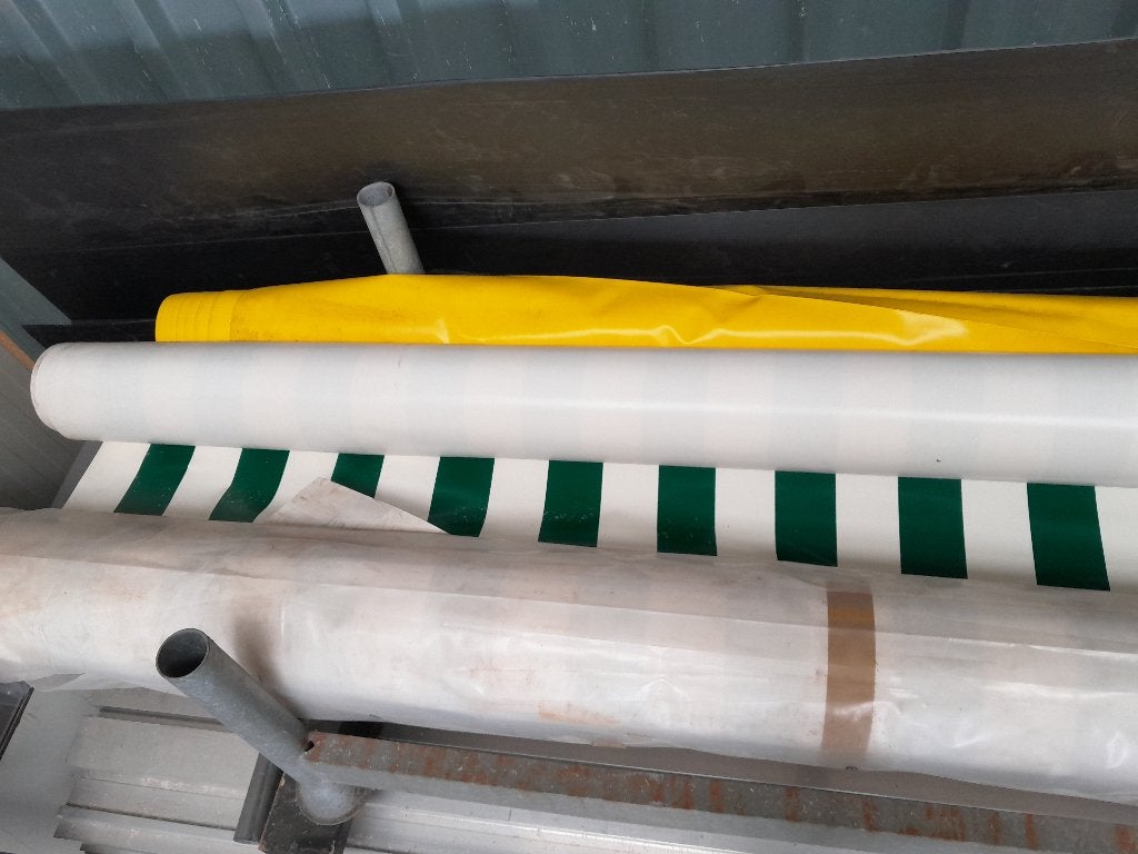 PVC doek gestreept .tentdoeken diverse afmetingen 2 kisten, Ophalen of Verzenden, Gebruikt, Minder dan 5 meter, Overige typen