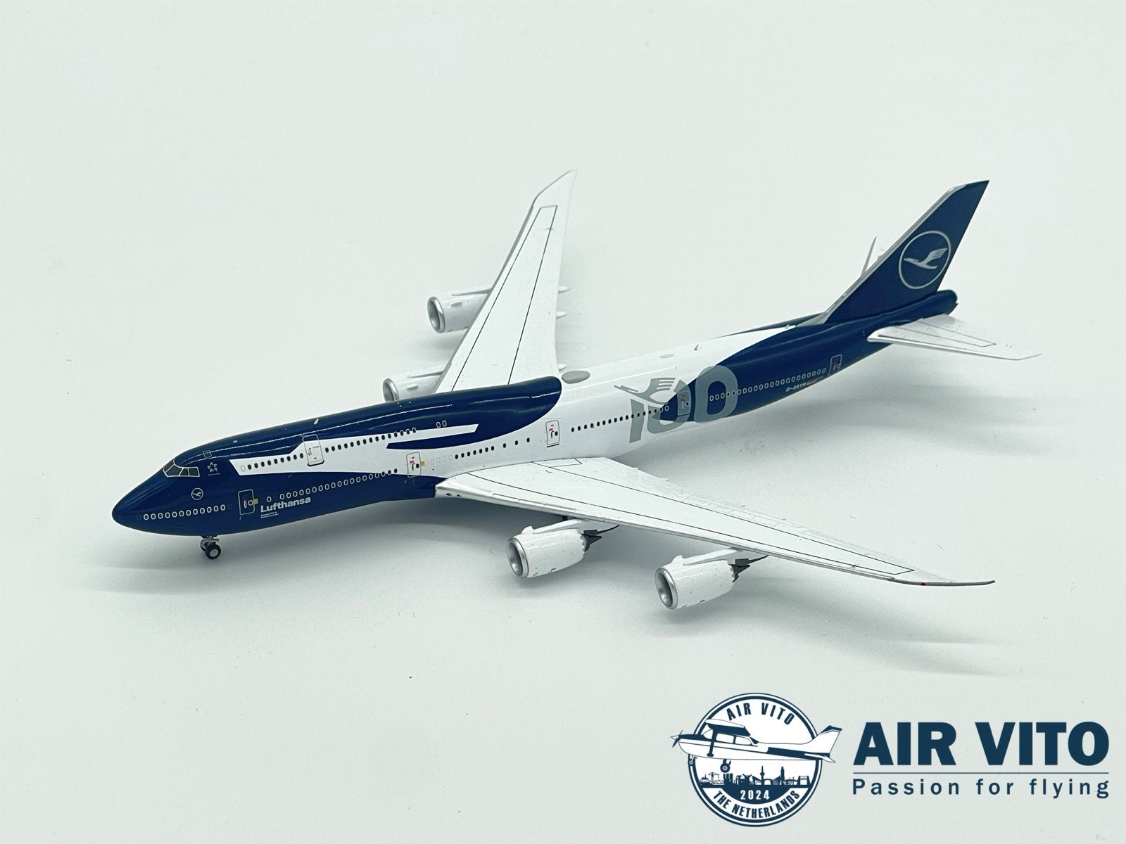 NG Models Boeing 747-8 Lufthansa 100 Jaar D-ABYN Luxe, Schaalmodel, ., Nieuw, Ophalen of Verzenden