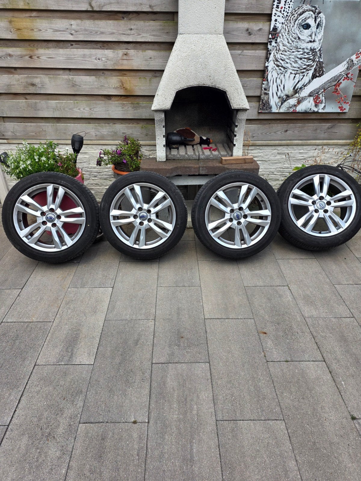 Volvo Njord 17 inch velgen met Michelin banden, Ophalen, Banden en Velgen, 17 inch, Personenwagen