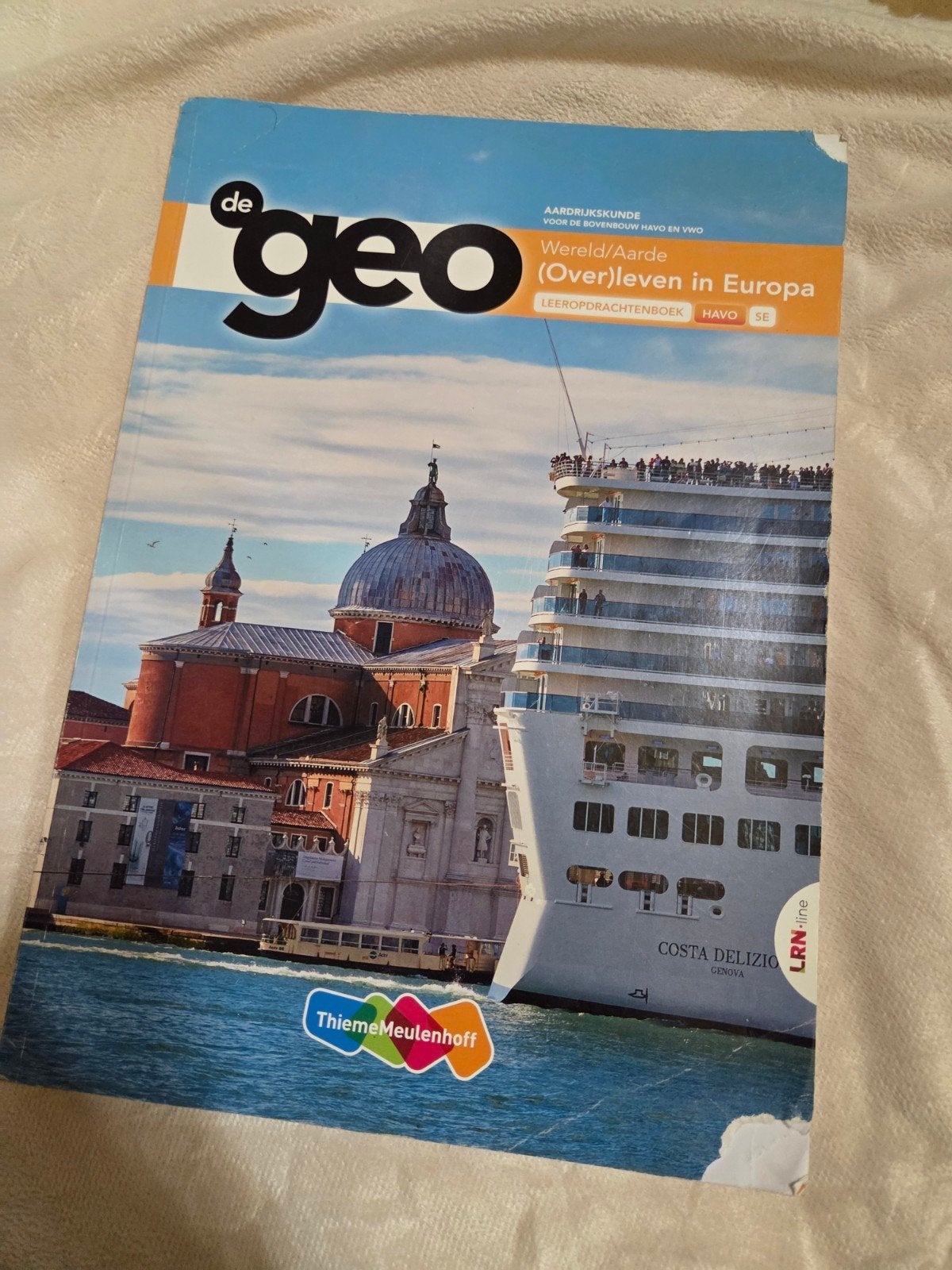 De Geo Wereld/Aarde (Over)leven in Europa HAVO 5E, F. Jutte MSc en A.M. Peters, HAVO, Ophalen of Verzenden, Aardrijkskunde