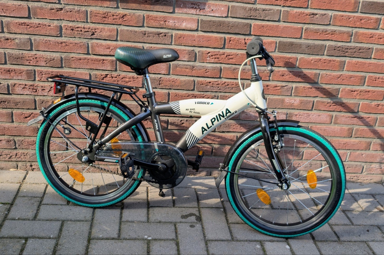 Foto 3 van Alpina Yabber 18 inch kinderfiets