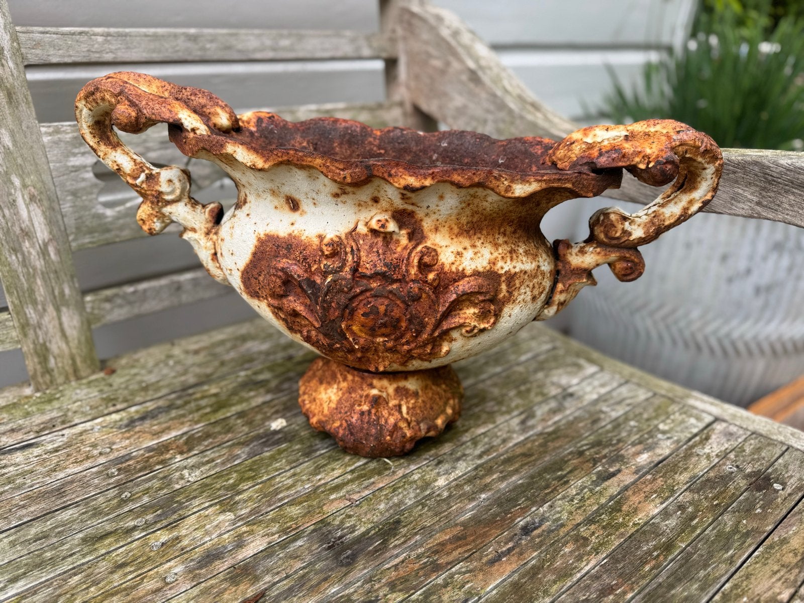 Antieke gietijzeren planten bak jardiniere met roestpatina, Antiek en Kunst, Ophalen