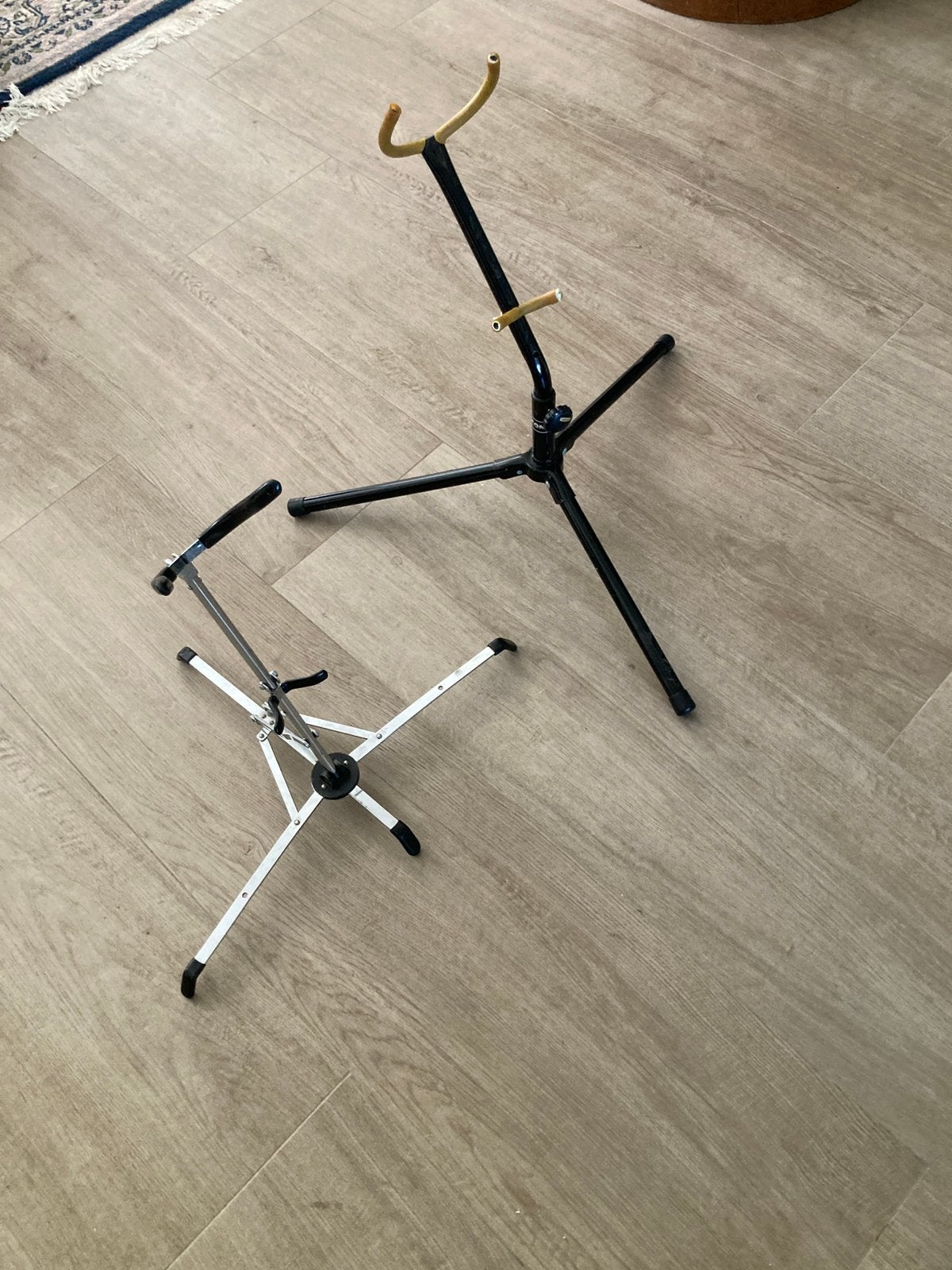 Standaard voor Tenor saxofoon, Muziek en Instrumenten, Ophalen of Verzenden, Gebruikt, Instrumentstandaard, Saxofoon