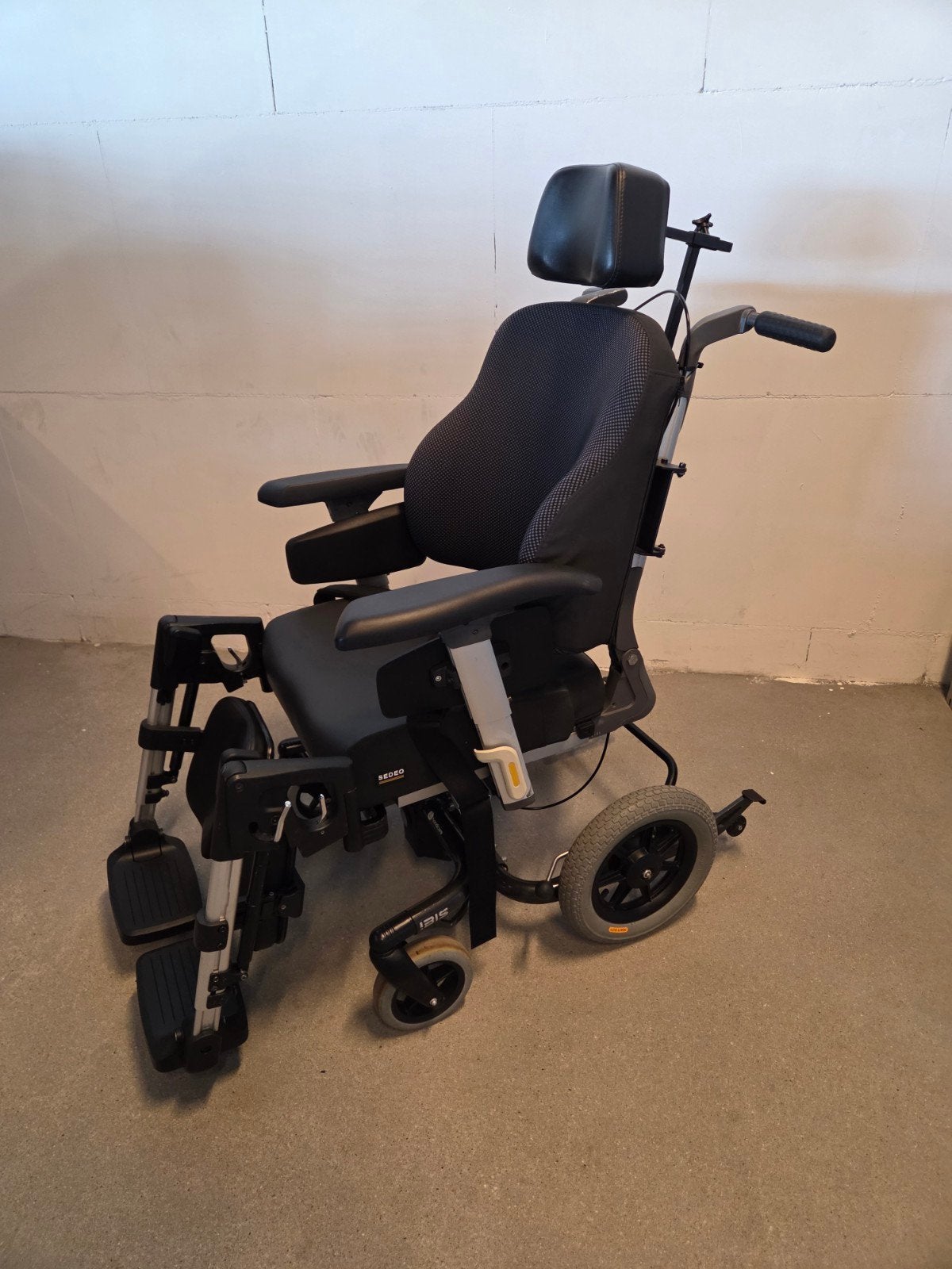 kantel rolstoel Ibis kantelrolstoel, Diversen, Rolstoelen, Ophalen, Elektrische rolstoel