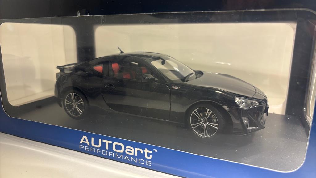 Toyota 86 gt limited autoart 1.18, Ophalen of Verzenden, Autoart, A, A