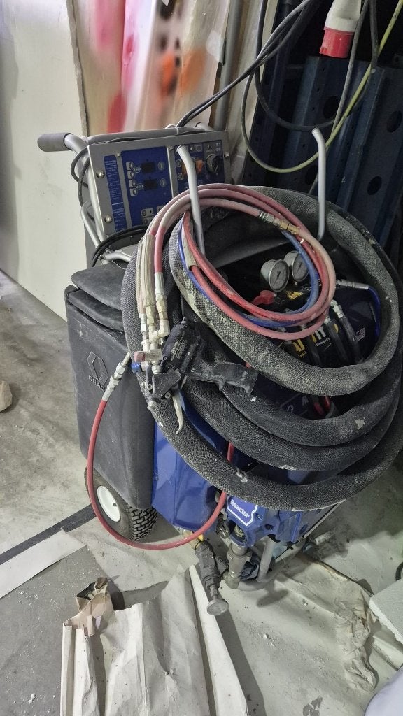 Graco Reactor E-10HP polyurea / PUR spuitmachine, Ophalen, Zo goed als nieuw