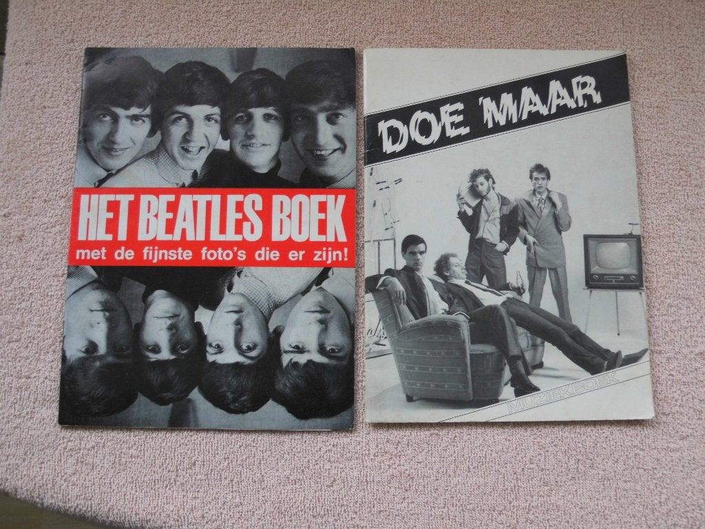 Het Beatles Boek & Doe Maar Boek ,Vintage Muziek Memorabilia, Gelezen, Diverse, Artiest, Ophalen of Verzenden