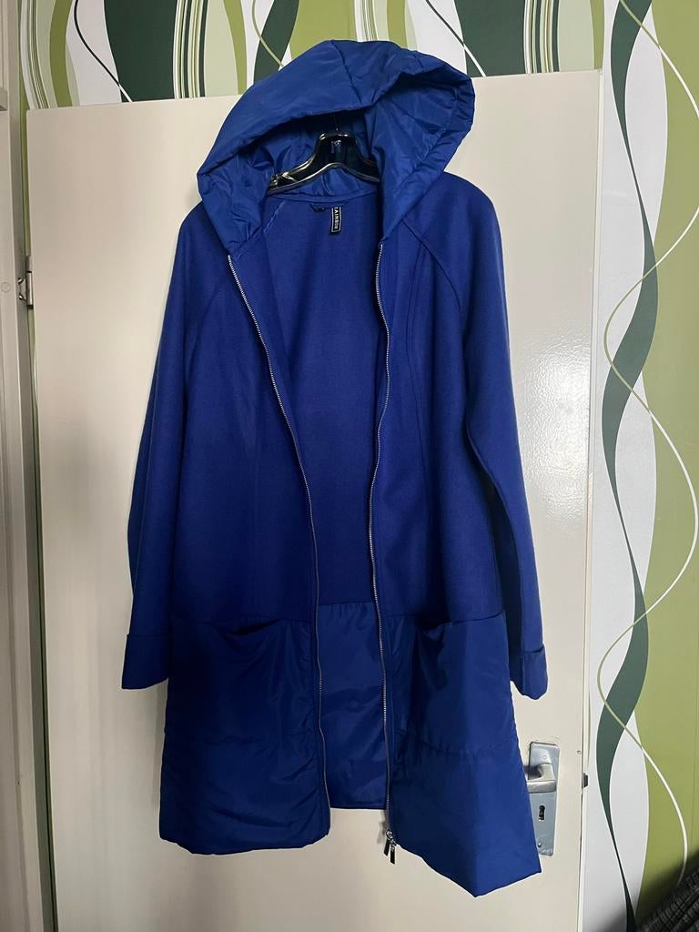 Rainbow jas met capuchon - Maat 36 (S)valt M, Ophalen of Verzenden, Nieuw, Maat 36 (S), Blauw