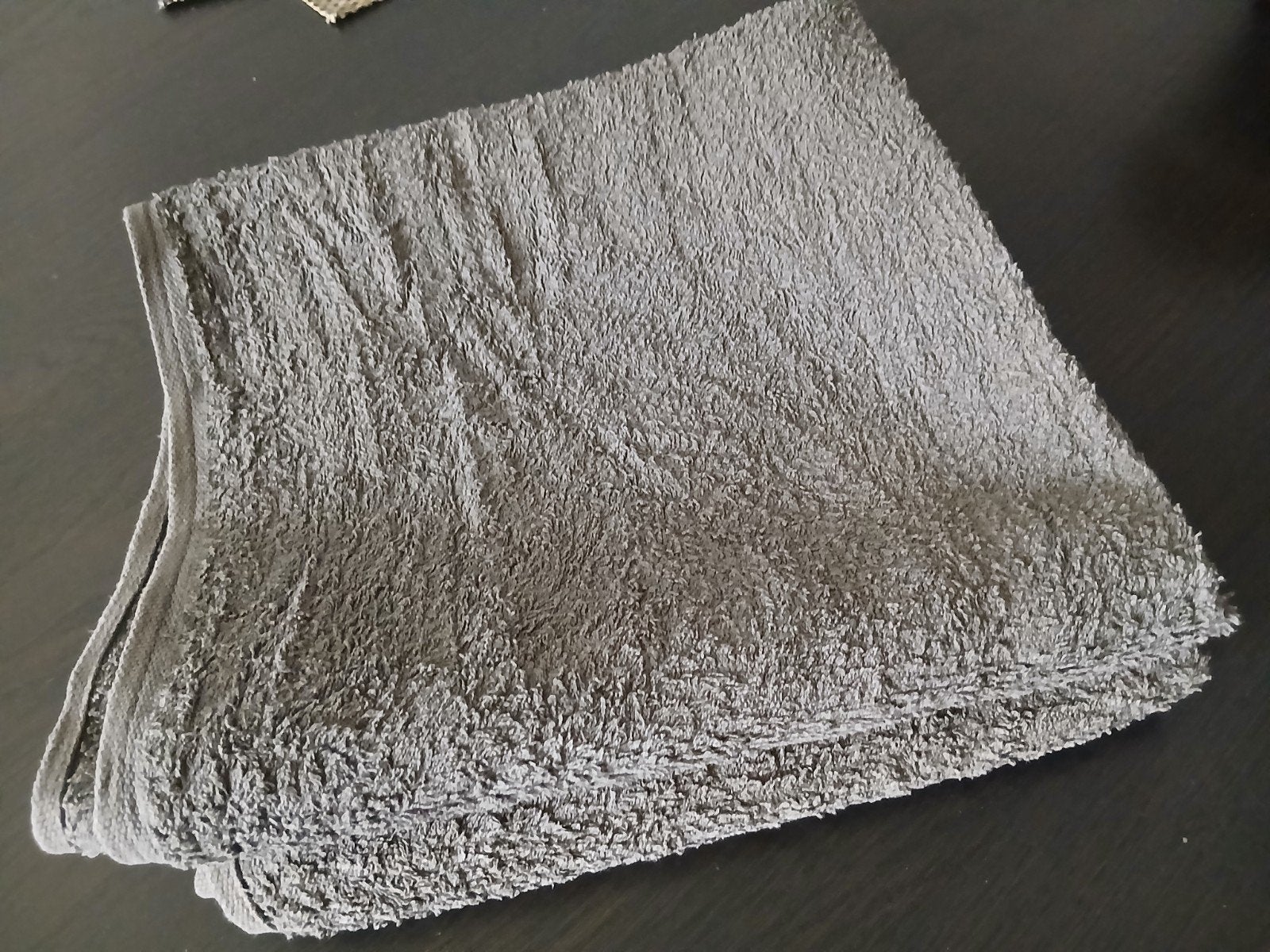 Handdoeken set van 2 donkergrijs, Huis en Inrichting, Badkamer | Badtextiel en Accessoires, Ophalen, Gebruikt, Overige merken