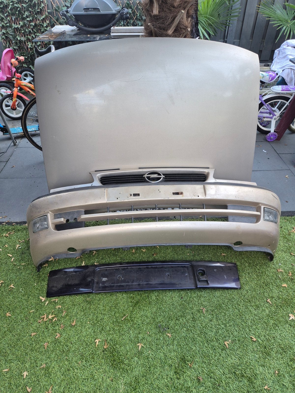 Bumper, motorkap en grill voor Opel Astra F (1997), Auto-onderdelen, Ophalen, Gebruikt, Voor, Opel
