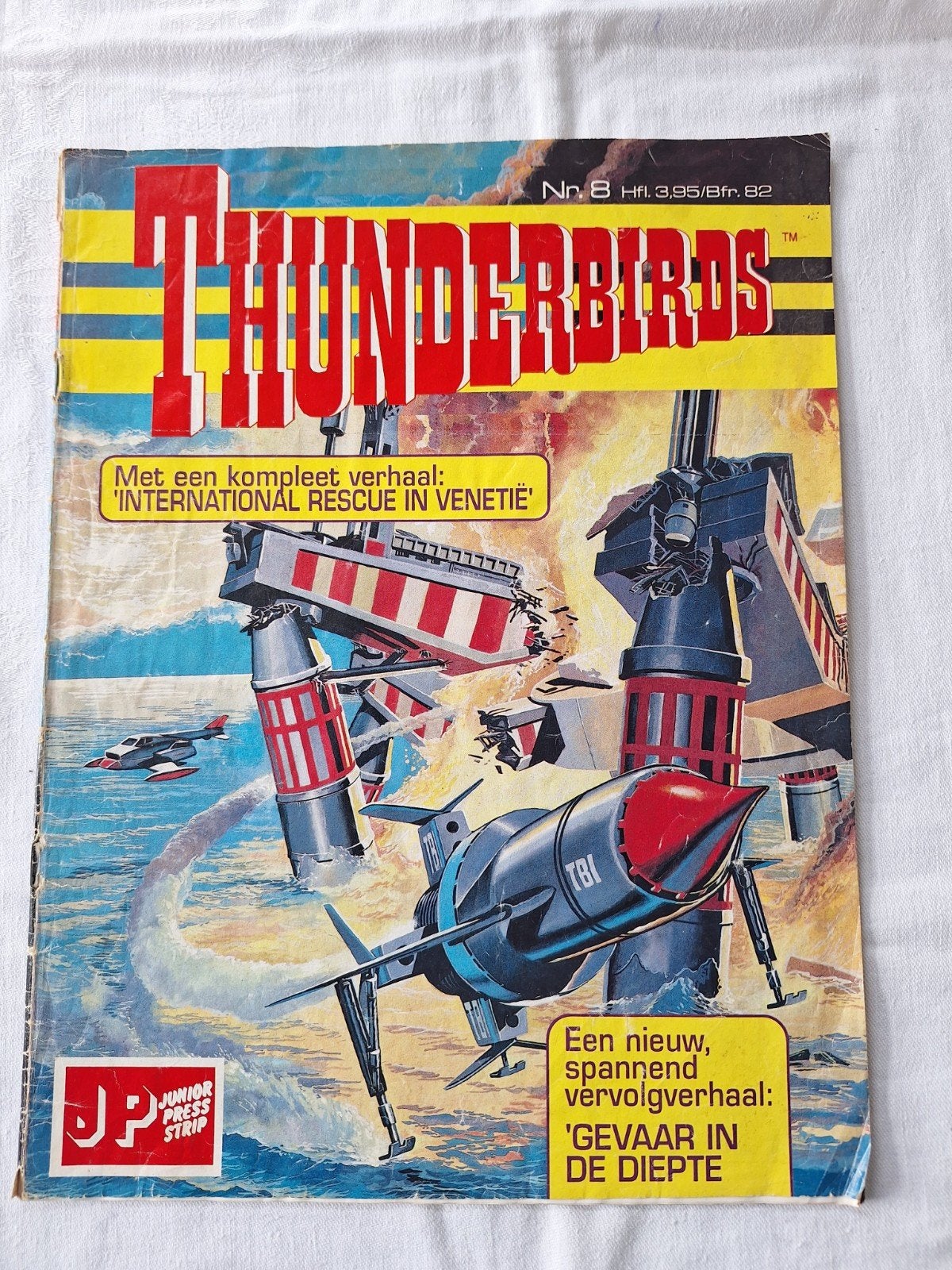 Thunderbirds Junior Press Strip Nr. 8 - Compleet Verhaal, Eén stripboek, Ophalen of Verzenden, Gelezen