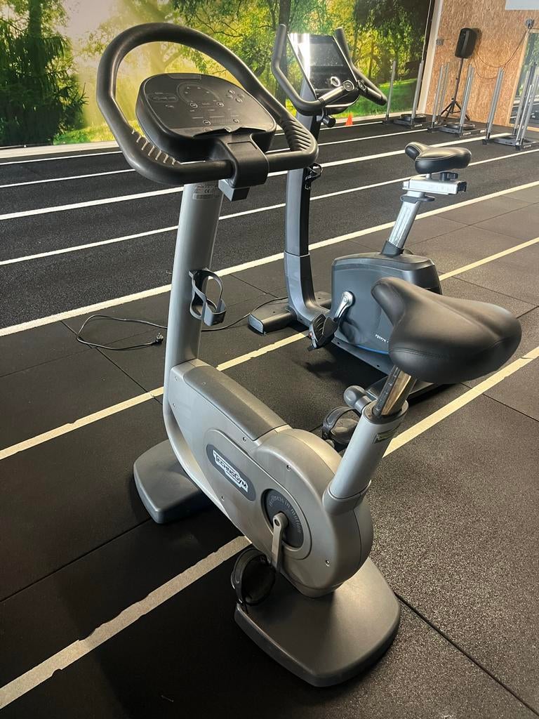 Technogym Hometrainer - Professionele Fitnessfiets, Ophalen, Gebruikt, Metaal, Benen