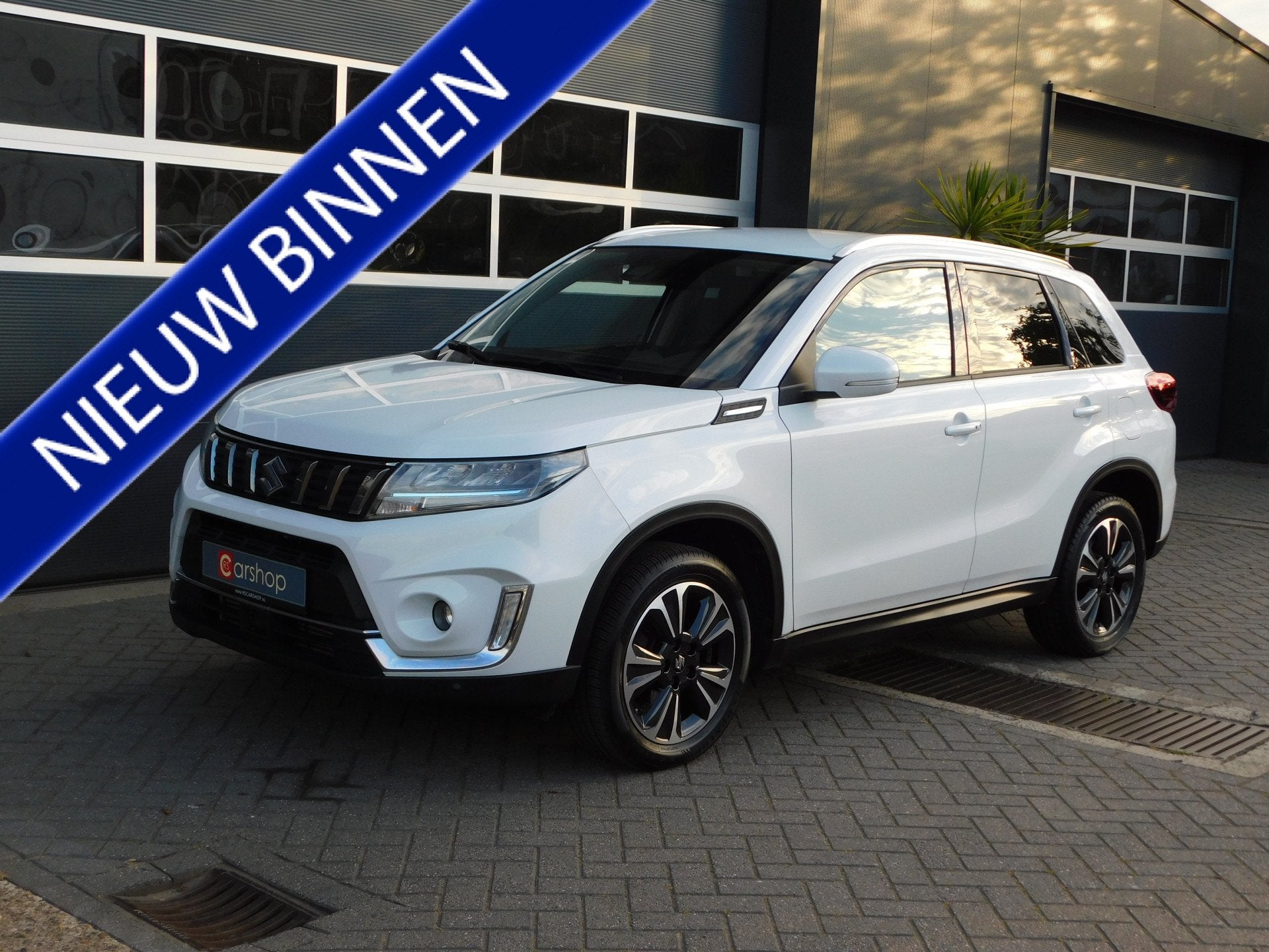 Suzuki Vitara 1.4 Boosterjet Style Smart Hybrid (bj 2021), 12 maanden, Gebruikt, Euro 6, 4 cilinders