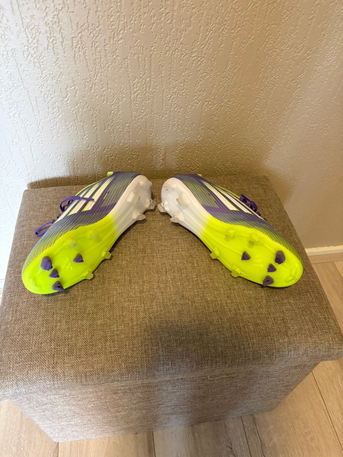 Adidas  FR50 voetbalschoenen maat 41 1/3, Ophalen, Maat XS of kleiner, Schoenen, Zo goed als nieuw