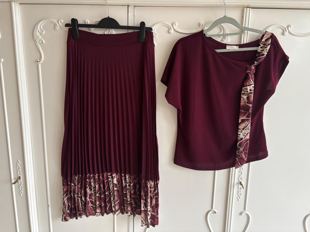 Nieuw Bordeaux maxi rok en shirt Made in Italy maat M 38, Maat 38/40 (M), Overige kleuren, Nieuw, Ophalen of Verzenden