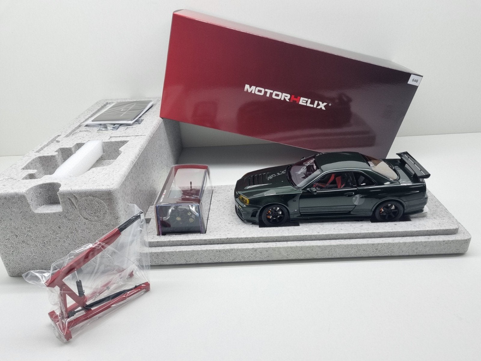 Motorhelix
Nissan Skyline GT-R Nismo R34
1/999 1:18 Nieuw, Ophalen of Verzenden, Nieuw, Auto