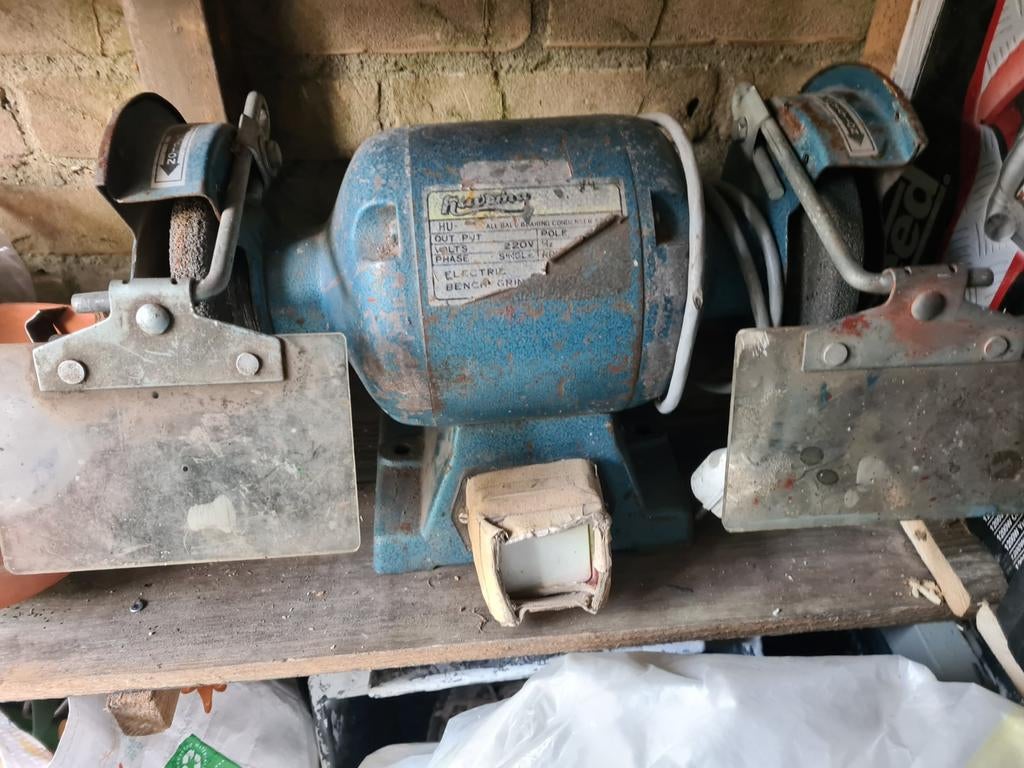 Vintage Huvema bankslijpmachine 220V, Ophalen of Verzenden, Gebruikt, Minder dan 700 watt, Werkbankslijpmachine