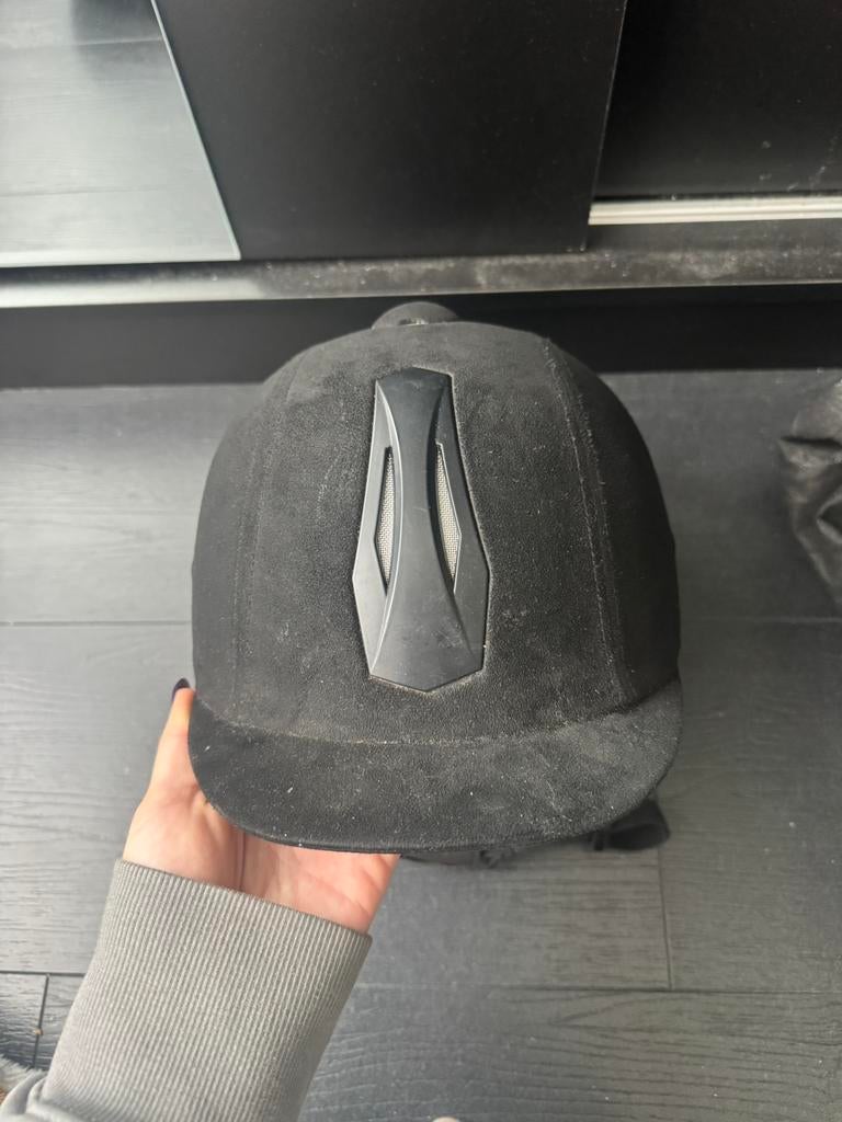 Cap, Ophalen, Zo goed als nieuw, Dressuur
