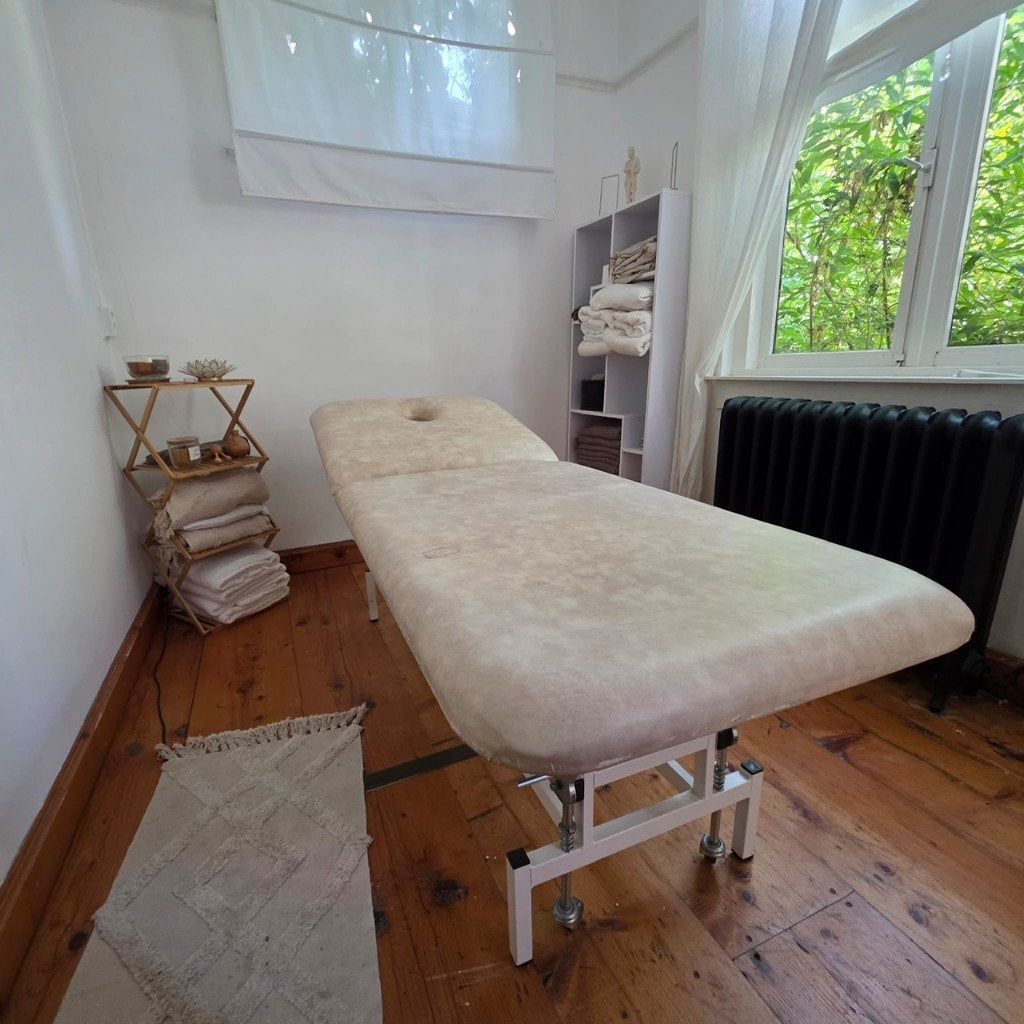 Elektrische Massagetafel, Sport en Fitness, Ophalen, Zo goed als nieuw, Massagetafel