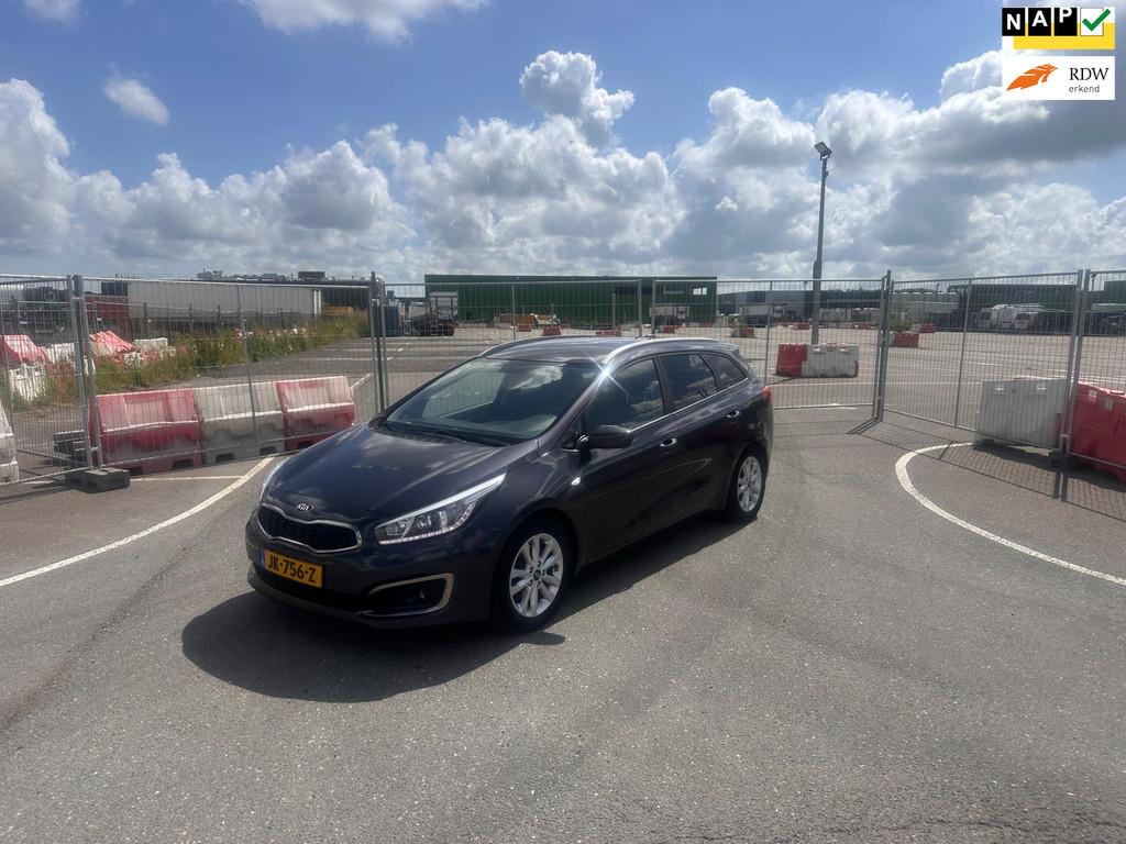 Kia Cee'd Sportswagon 1.6 GDI First Edition Navi.Clima.Camer, Voorwielaandrijving, 135 pk, Gebruikt, 4 cilinders