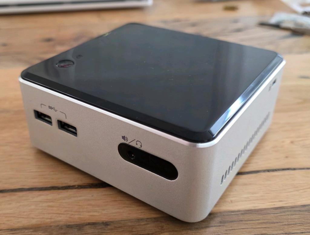 Intel NUC D34010WYKH Mini PC, Computers en Software, Desktop Pc's, Gebruikt, Minder dan 4 GB, Minder dan 2 Ghz, Intel Core i3-4010U