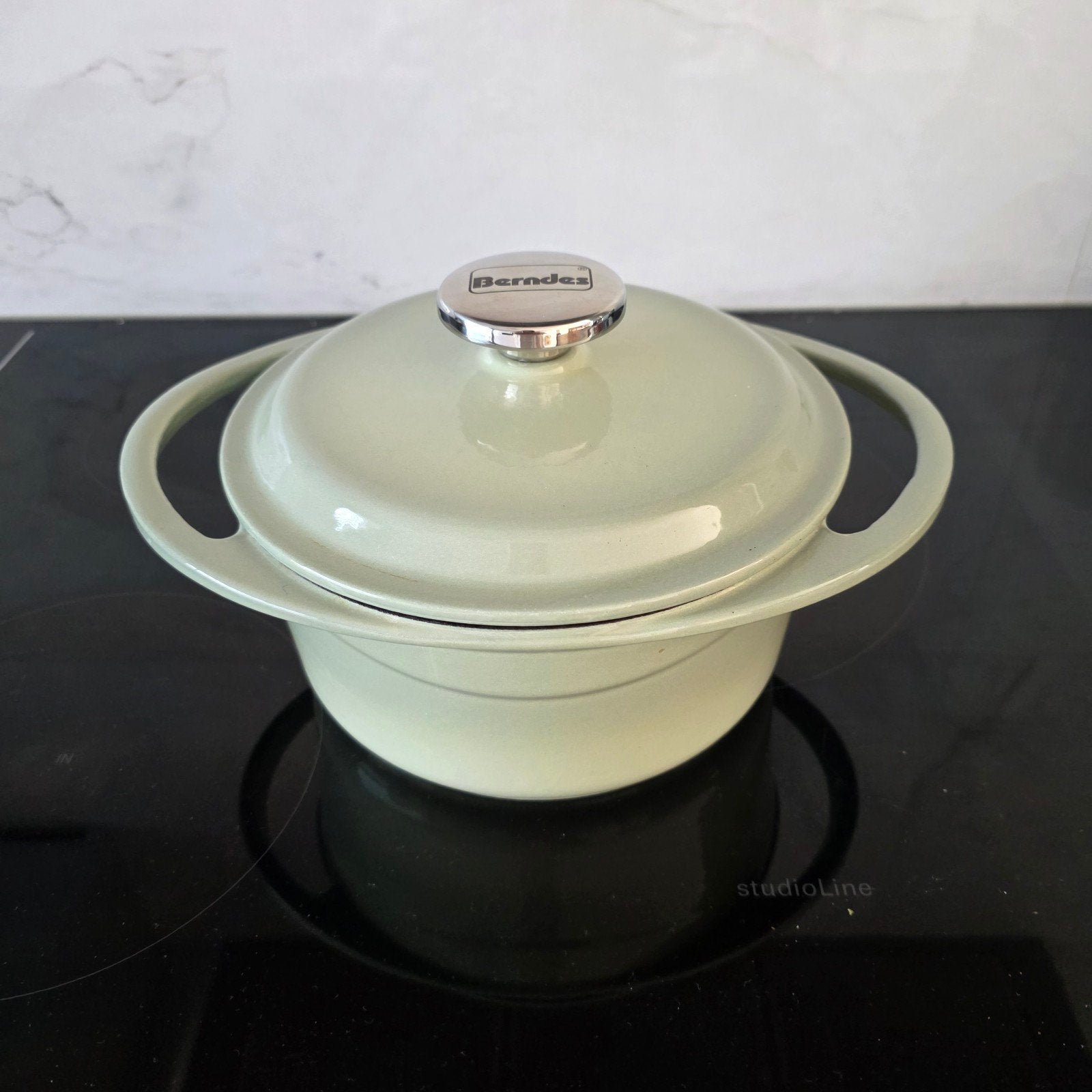 Berndes Gietijzeren Braadpan 20cm - Zeer goede staat, Ophalen, Zo goed als nieuw, Met deksel, Braadpan