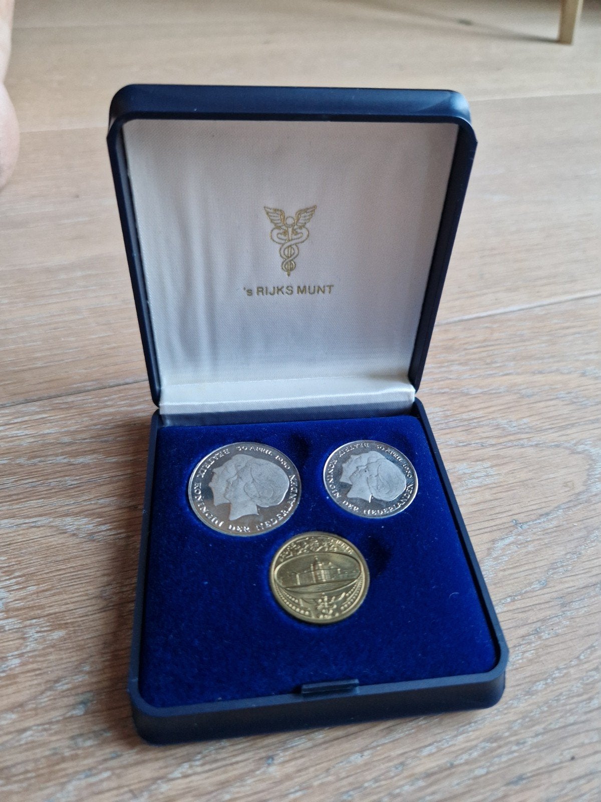 Muntset Koningin Beatrix inhuldiging 1980, Setje, Koningin Beatrix, Zilver, Overige waardes