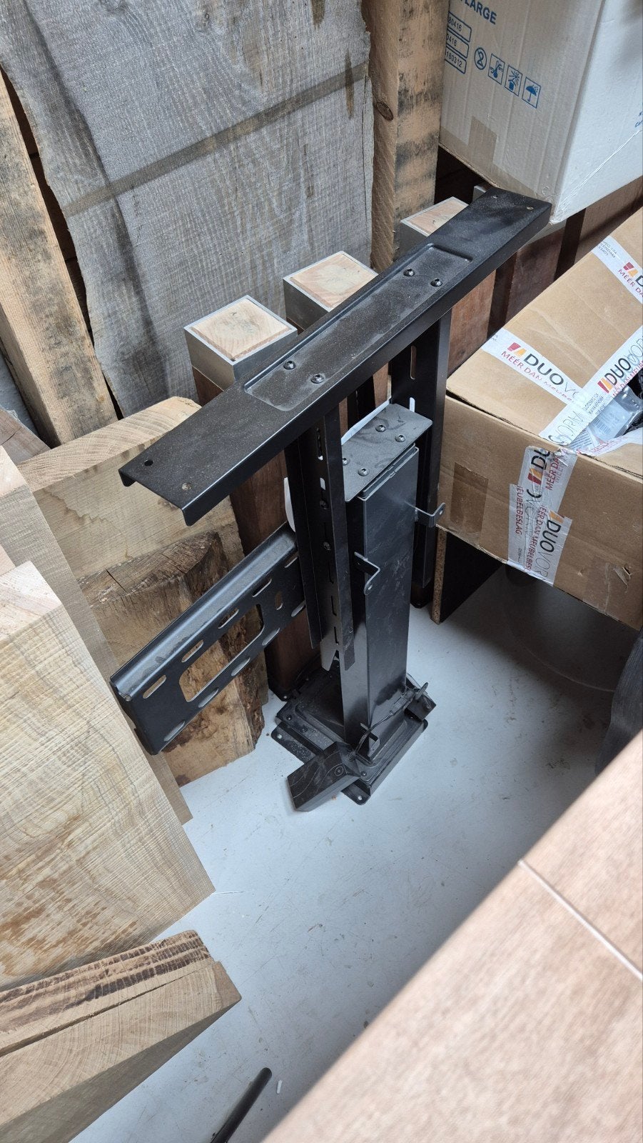 Tv lift, Ophalen, Rechthoekig