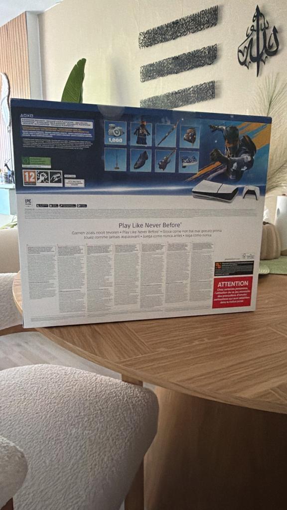 SONY PlayStation 5 - Fortnite Flowering Chaos Bundle 1 TB, Ophalen of Verzenden, Zo goed als nieuw