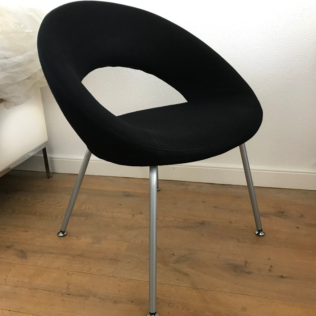Artifort Nina stoel zwart stof vintage design, Gebruikt, Zwart, Ophalen of Verzenden, Nvt