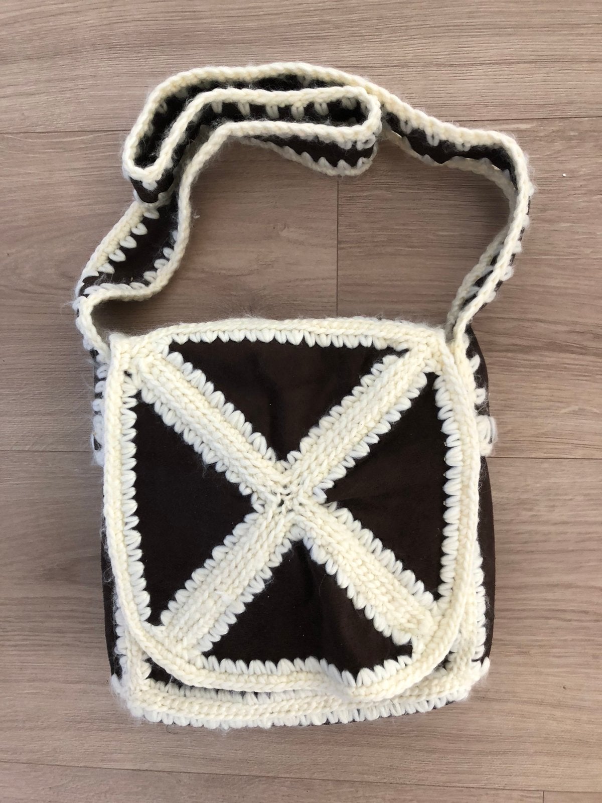 Hippe vintage tas, Verzenden, Zo goed als nieuw, Bruin, Schoudertasje