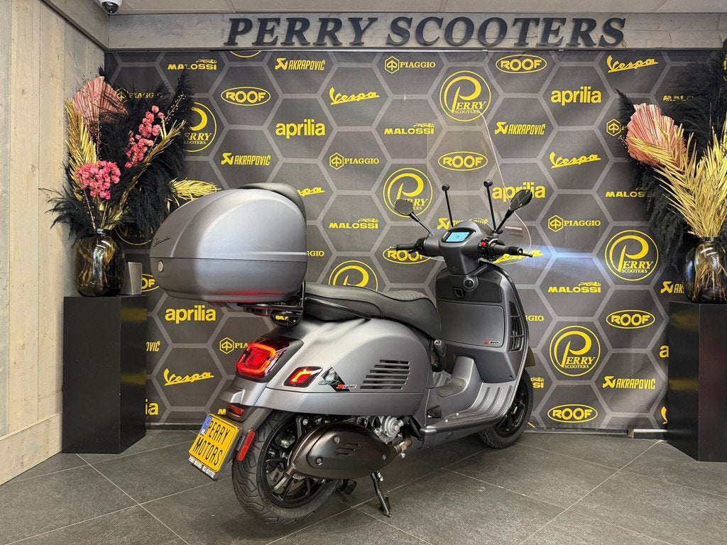 Vespa GTS 310 SuperSport HPE MY2026 | EURO5+ | EXCLUSIVE | 4, Scooter, 125 cc, Vespa, 11 kW of minder