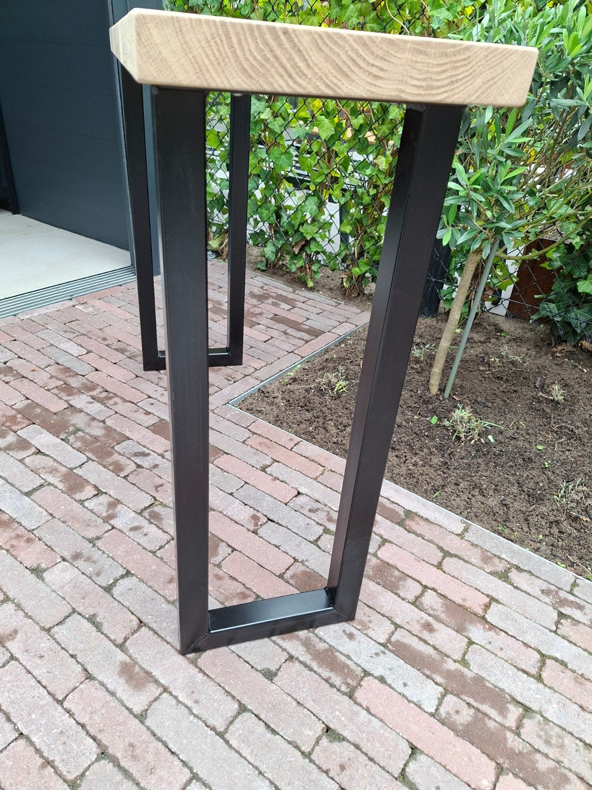 Foto 8 van te koop nieuwe industriele massief eikenhouten sidetable