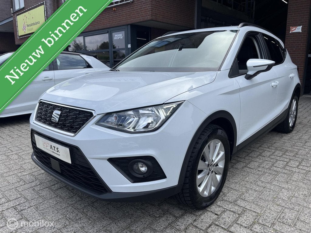 Seat Arona 1.0 TSI Style Business Intense Plus*NAVI*CRUISE*, Auto's, Seat, Gebruikt, Wit, Bedrijf, 600 kg