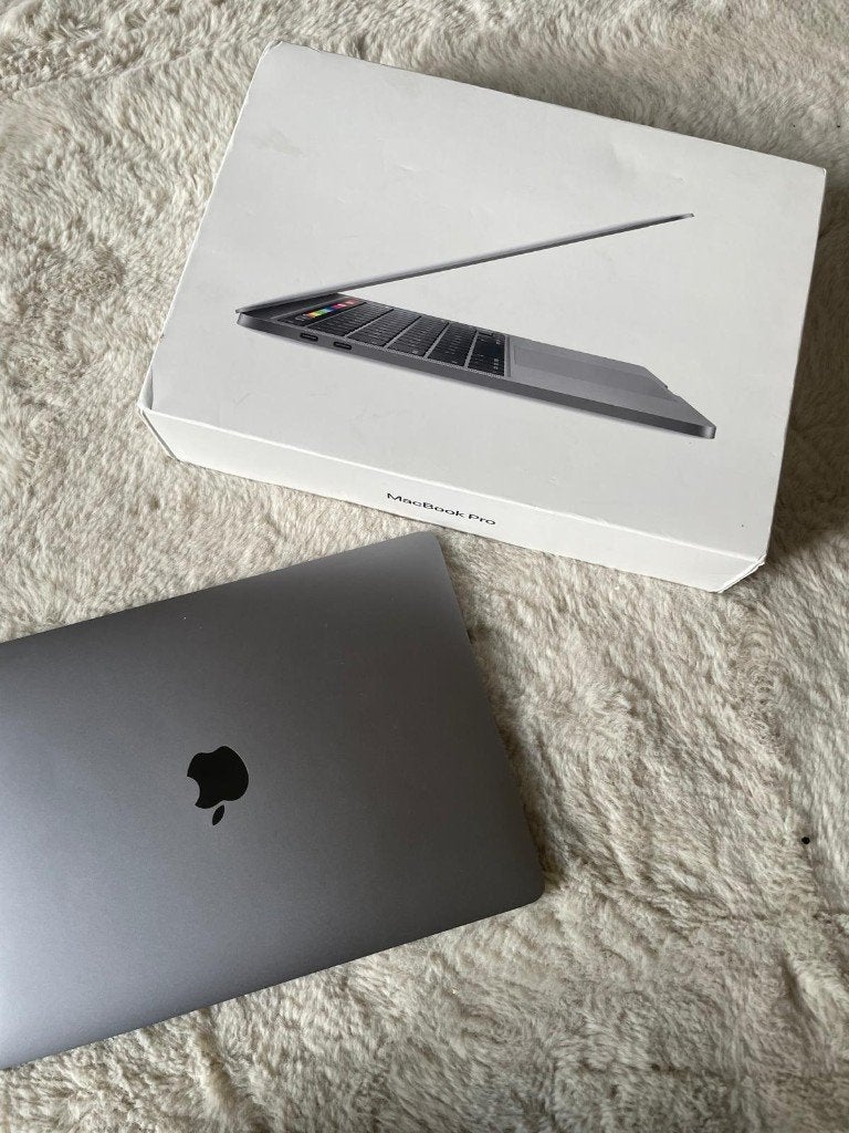 Macbook Pro 2020, Computers en Software, Apple Macbooks, MacBook Pro, Gebruikt, 256 GB, 2 tot 3 Ghz