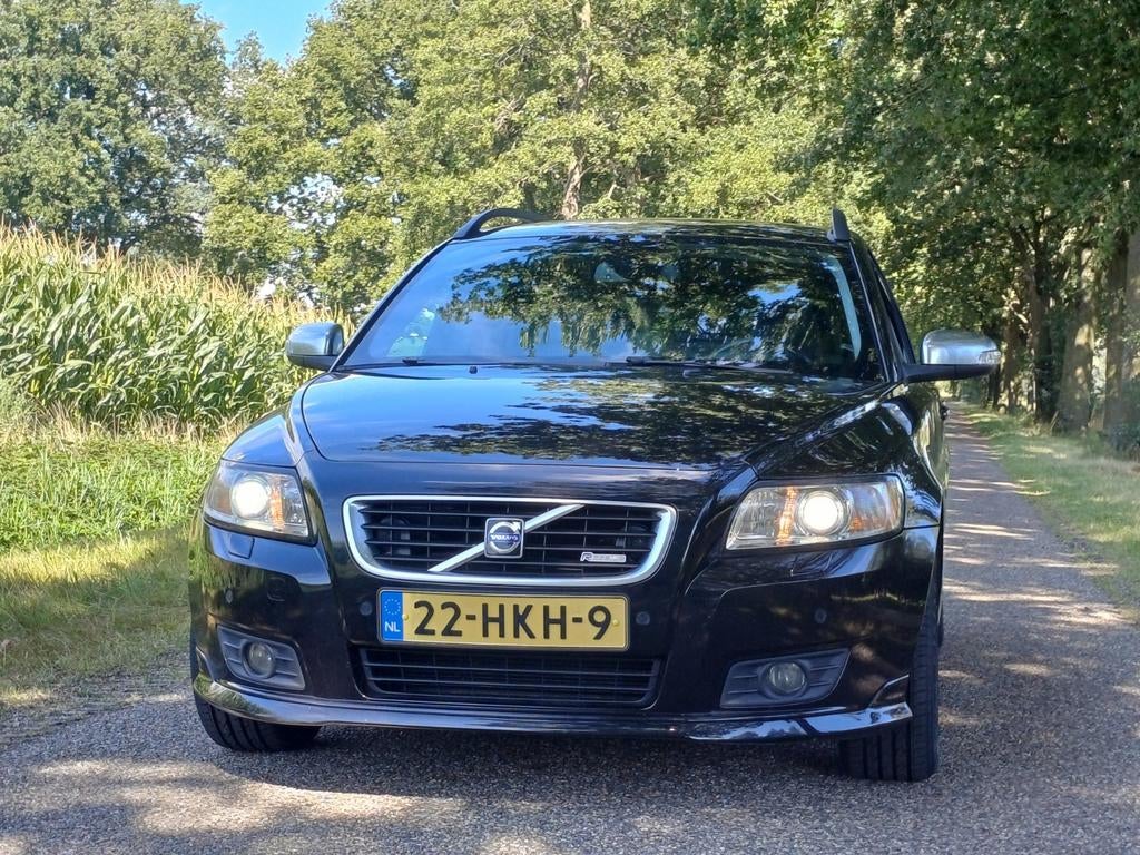 Volvo V50 2.4i R Design 170 pk/Xenon/Leder/ Supernetjes !!, Auto's, Voorwielaandrijving, Zwart, Zwart, Stationwagon