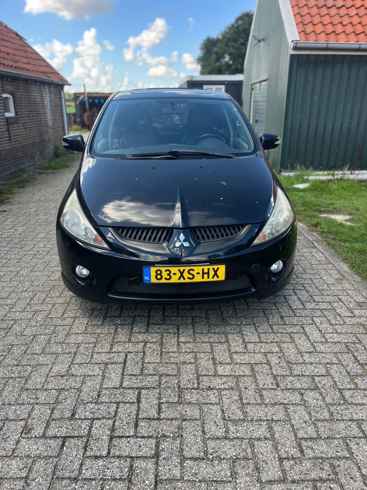 Mitsubishi Grandis 2.4 Mivec 6 AUT 2007 Zwart, Auto's, Zwart, Zwart, 570 kg, Particulier