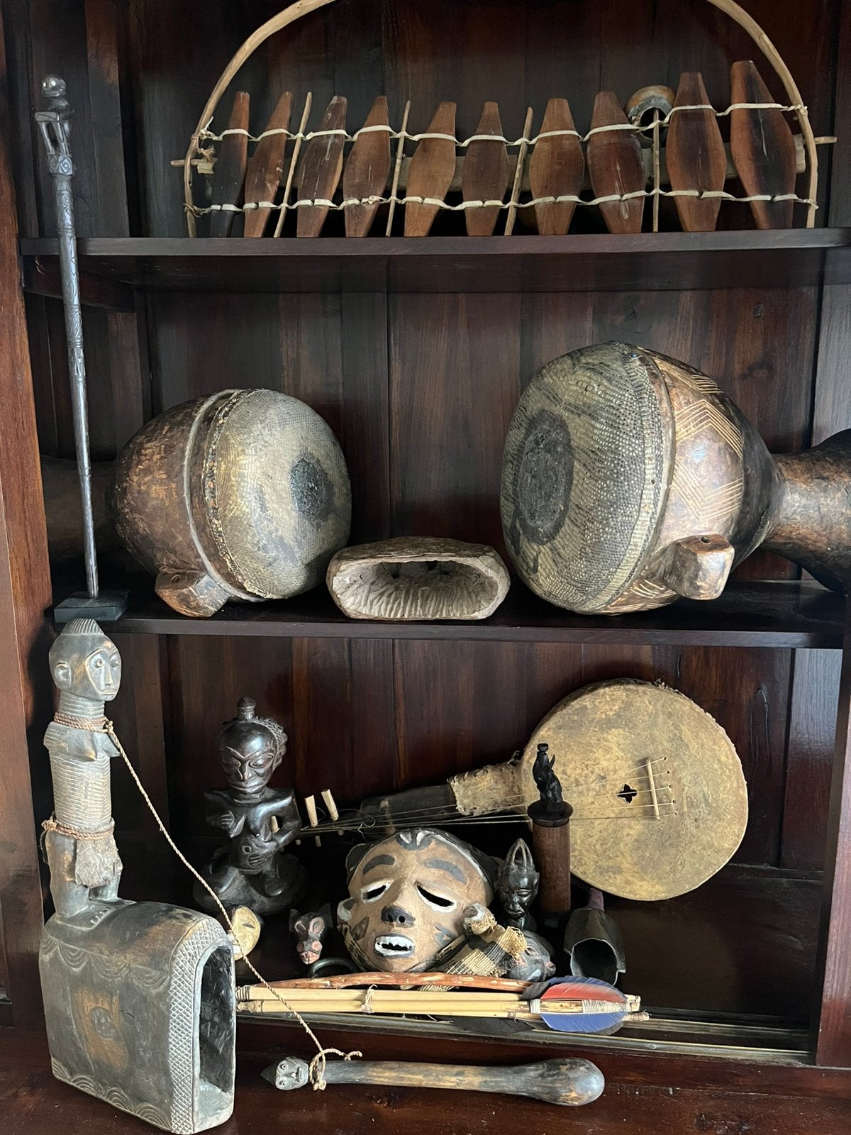 African tribal art kunst collectie muziekinstrumenten drums, Ophalen