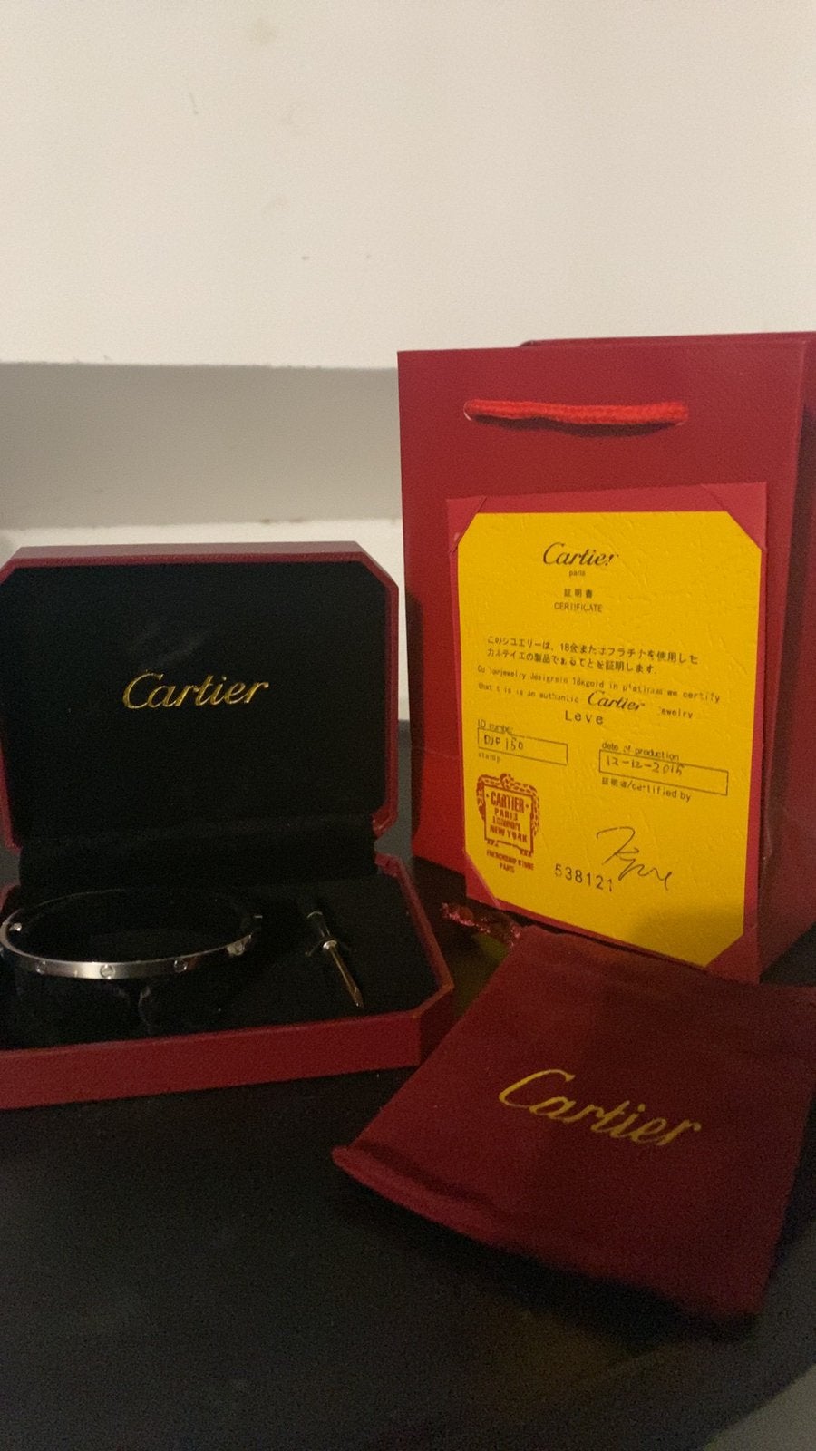 Cartier Love Armband Maat 18 met Certificaat, Ophalen of Verzenden, Zo goed als nieuw, Zilver, Goud