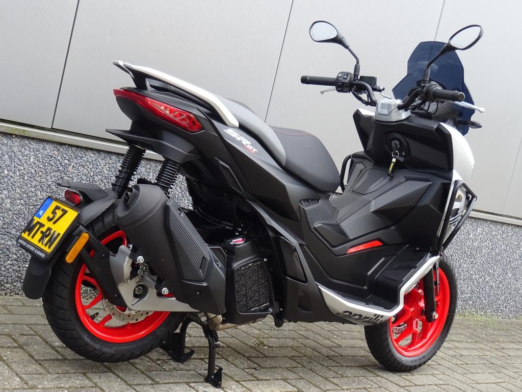 Aprilia SR GT 200 (bj 2024), Scooter, Bedrijf, 174 cc