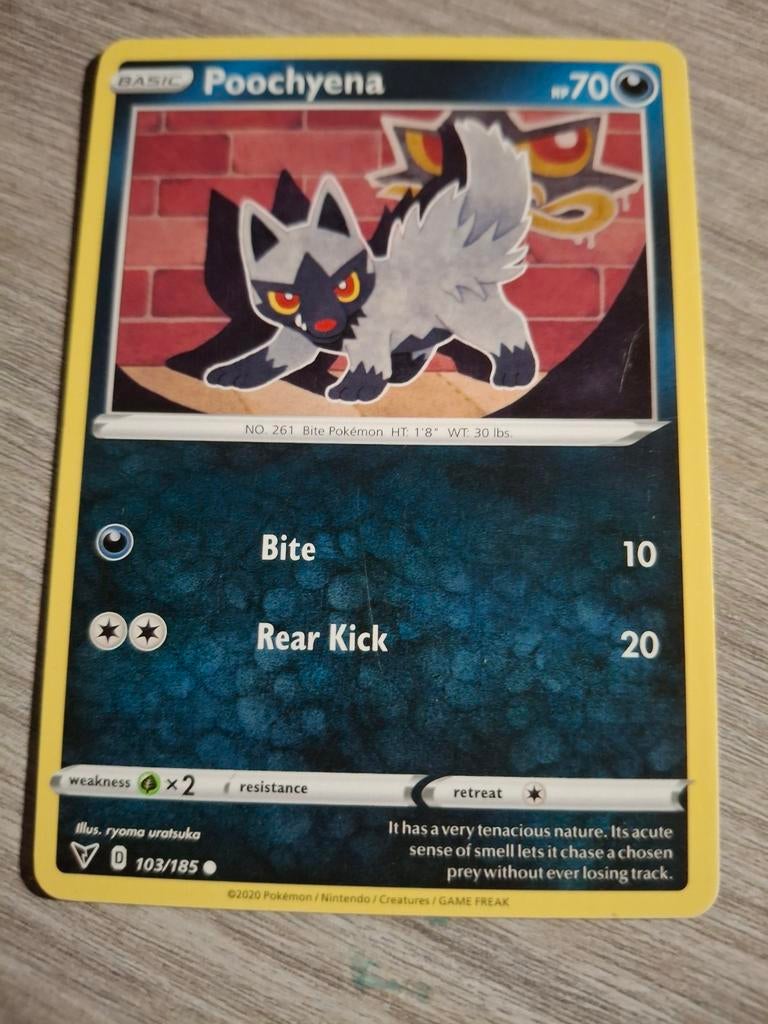 Poochyena Pokémon Kaart - Zeldzaam en in goede staat, Ophalen of Verzenden, Zo goed als nieuw, Losse kaart