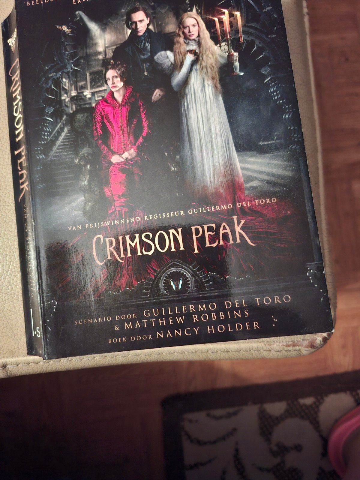 Crimson Peak: Het officiële boek van de bioscoopfilm, Ophalen of Verzenden, Zo goed als nieuw, Nancy Holder, Nederland