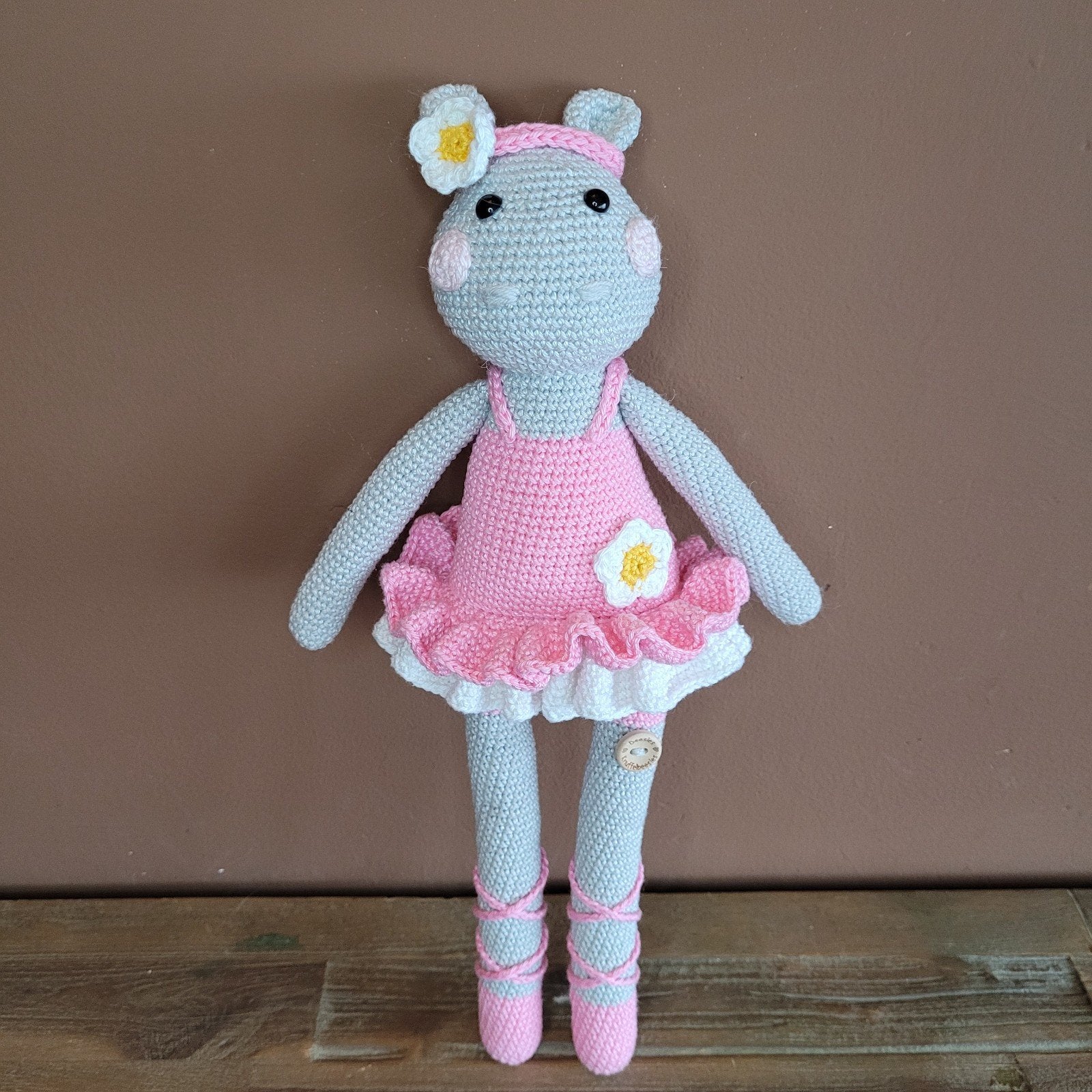Gehaakte knuffel, nijlpaard Olivia de ballerina, Nieuw, Ophalen of Verzenden, Middelgroot (20 tot 80 cm), Handgemaakt