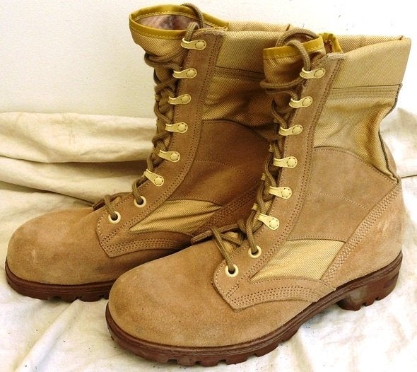 Schoenen / Laarzen Gvt, M92, Desert, maat 43½S, KL, 1990s(1), Ophalen of Verzenden, Landmacht, Nederland, Kleding of Schoenen