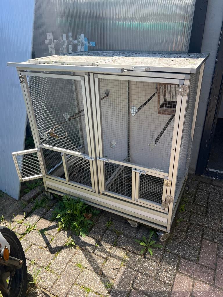 Aluminium vogel kooi, Ophalen, Zo goed als nieuw, Aluminium, Vogelkooi