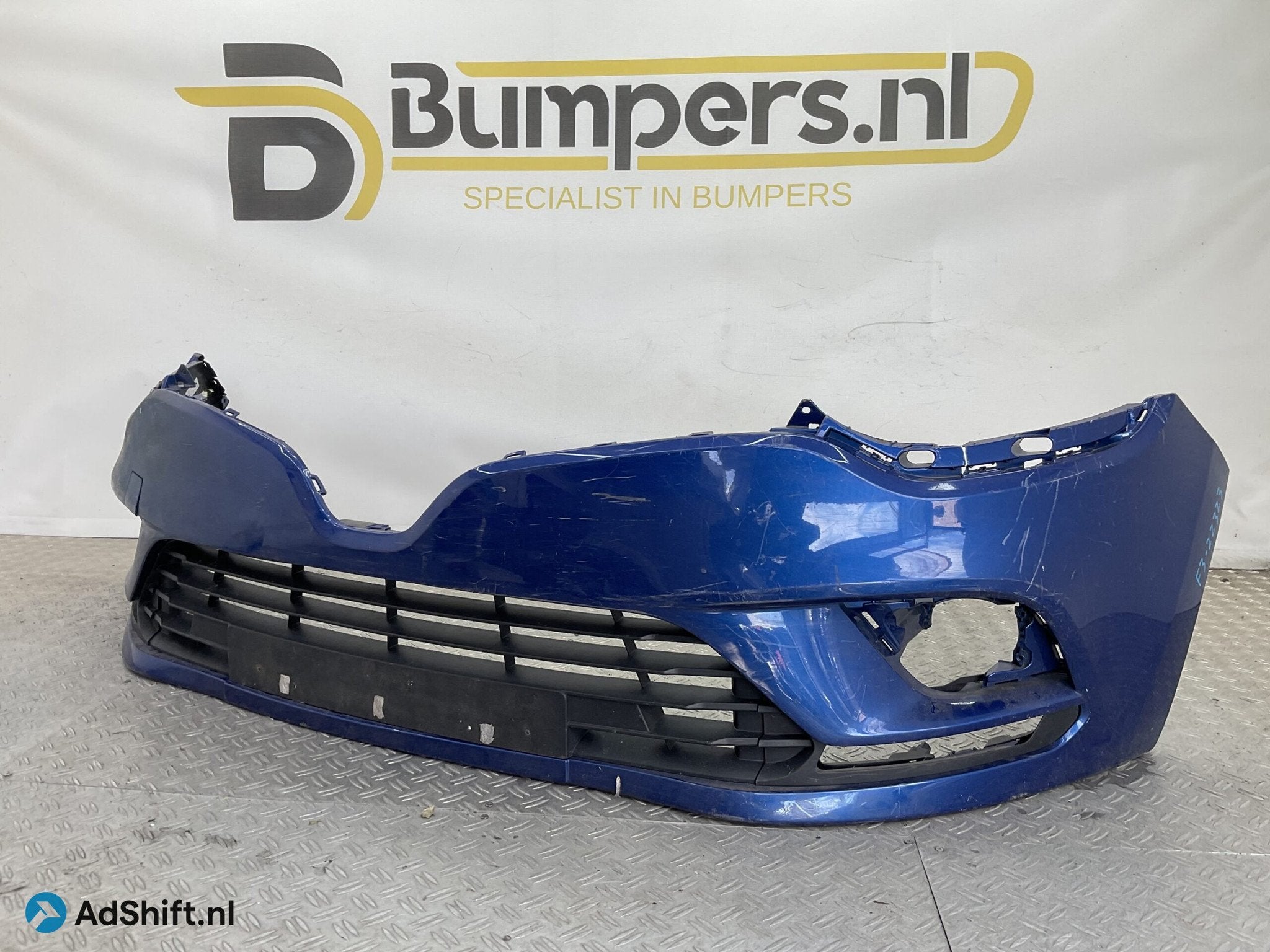 Bumper Renault Clio 4 Facelift 16-19 620221630R Voorbumper F, Auto-onderdelen, Carrosserie en Plaatwerk, Bumper