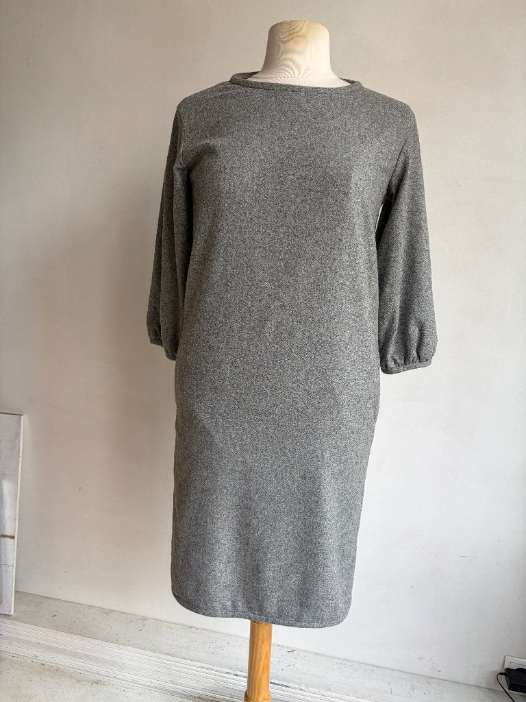 strenesse jurk grijs, Kleding | Dames, Strenesse, Verzenden, Zo goed als nieuw, Knielengte